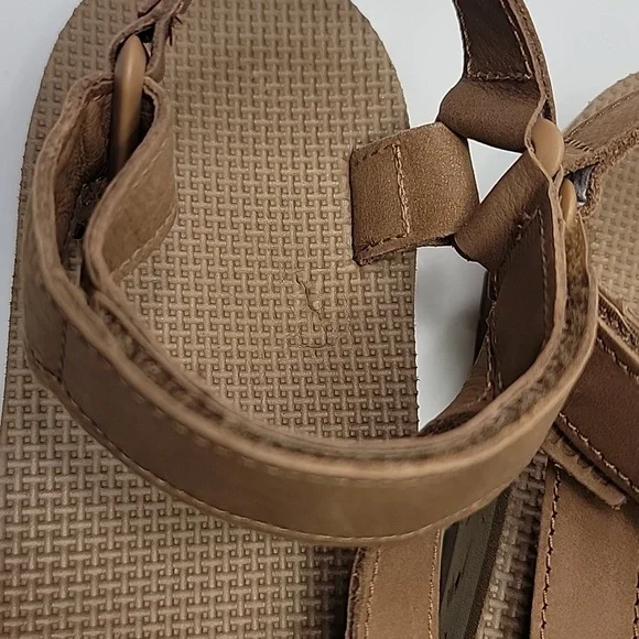 TEVA NWT UNIVERSAL CERES SANDALS SIZE 7 HONEY BROWN WOMENS - Picture 13 of 15